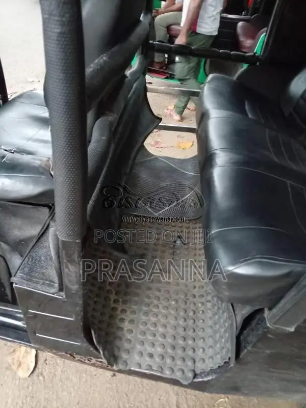 Bajaj 4 Stroke 2013 Three Wheel (Used)