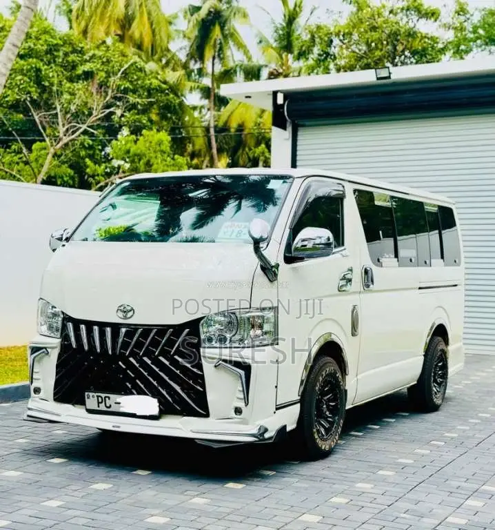 Toyota KDH 2007 Van (Used)
