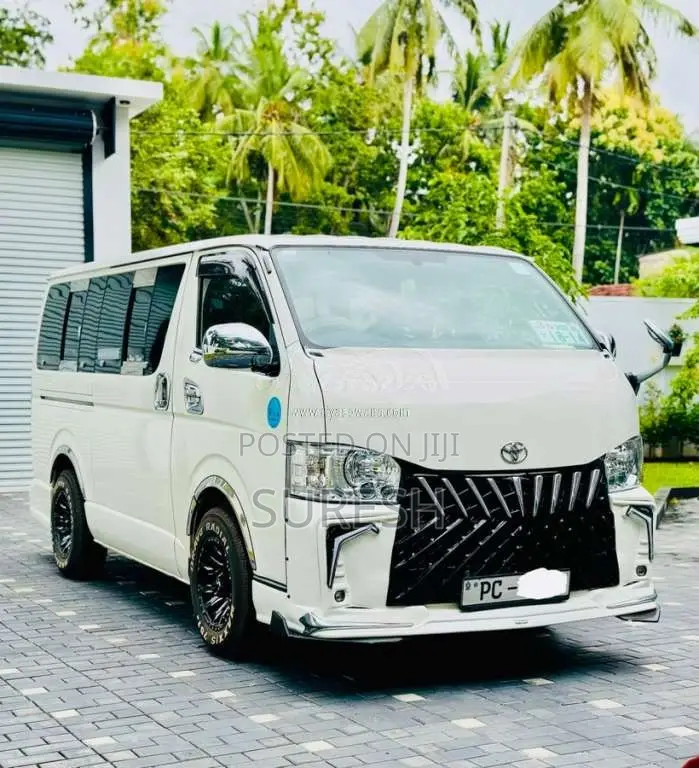 Toyota KDH 2007 Van (Used)