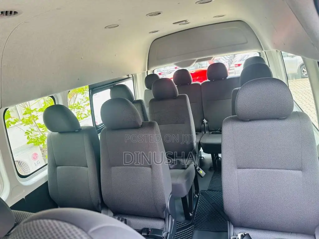 Toyota HIACE 2026 Van (Used)