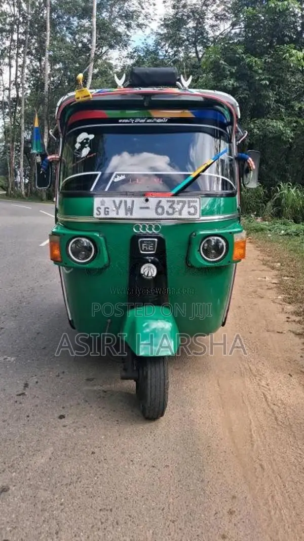 Bajaj 4 Stroke 2012 Three Wheel (Used)