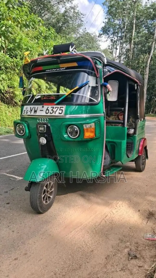 Bajaj 4 Stroke 2012 Three Wheel (Used)