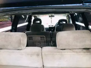 Nissan Serena 1994 Van (Used)