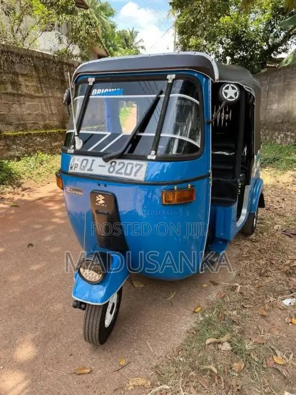 Bajaj 2 Stroke 2006 Three Wheel (Used)