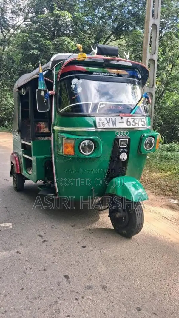 Bajaj 4 Stroke 2012 Three Wheel (Used)