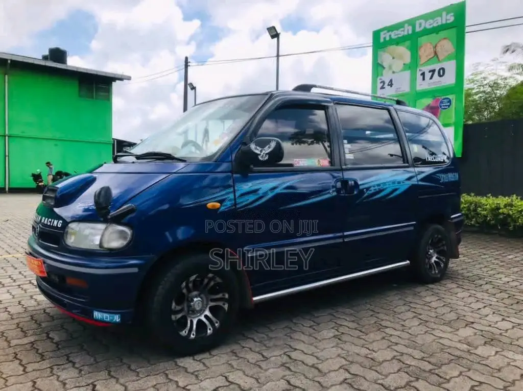 Nissan Serena 1994 Van (Used)