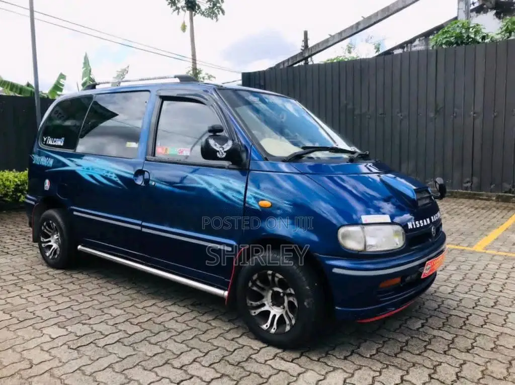 Nissan Serena 1994 Van (Used)