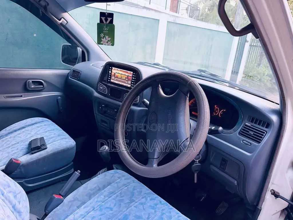 Toyota TownAce Noah 3c 1999 Van (Used)