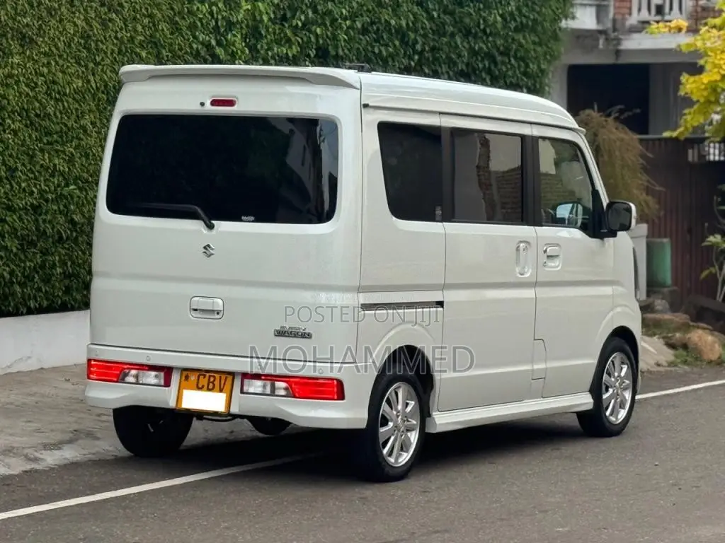 Suzuki PZ TURBO 2025 Van (Used)