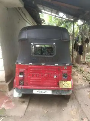 Bajaj RE 2006 Three Wheel (Used)