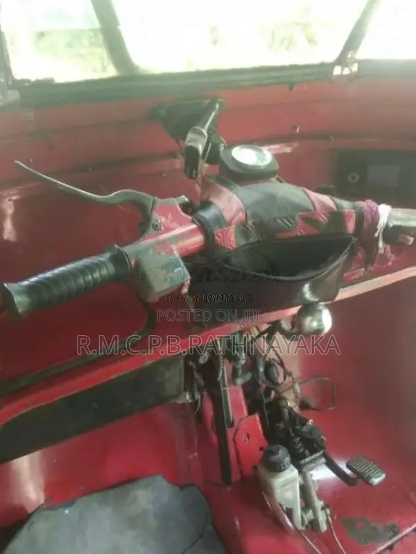 Bajaj RE 2006 Three Wheel (Used)