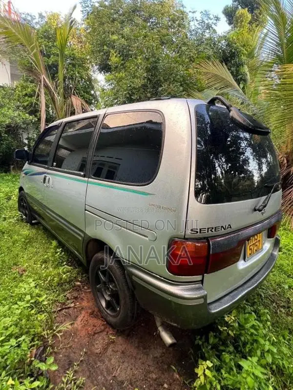 Nissan Serena Cd20 1998 Van (Used)