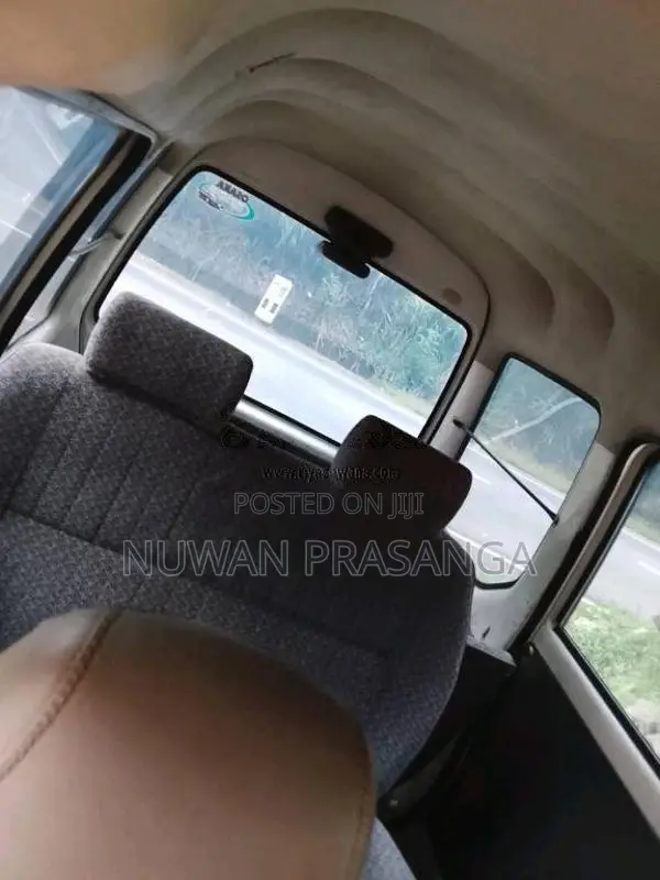 Subaru Subaru 2003 Van (Used)