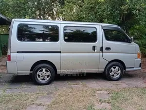 Nissan Caravan E25 2007 Van (Used)