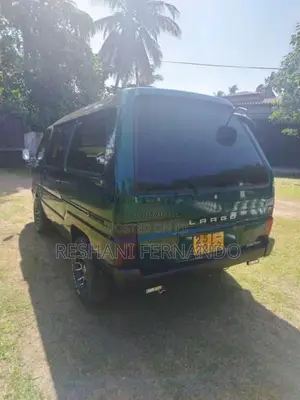 Nissan Vanette 1993 Van (Used)