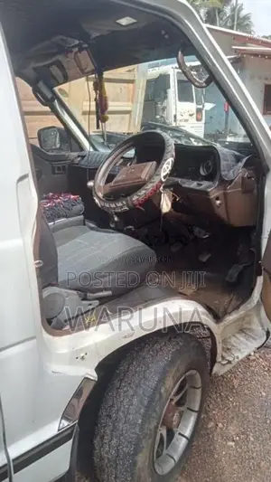 Toyota HIACE Shell LH61 1987 Van (Used)
