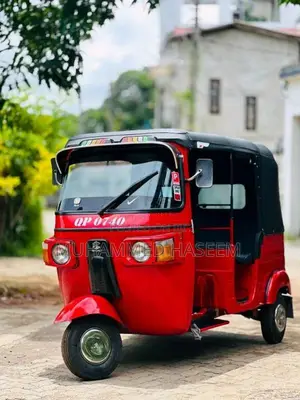 Bajaj RE 2011 Three Wheel (Used)