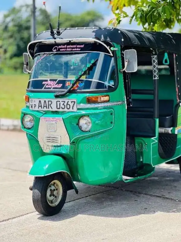 Bajaj RE 2014 Three Wheel (Used)