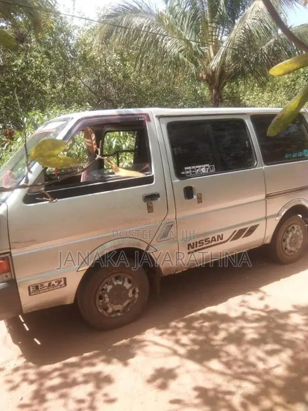 Nissan Vanette 1989 Van (Used)