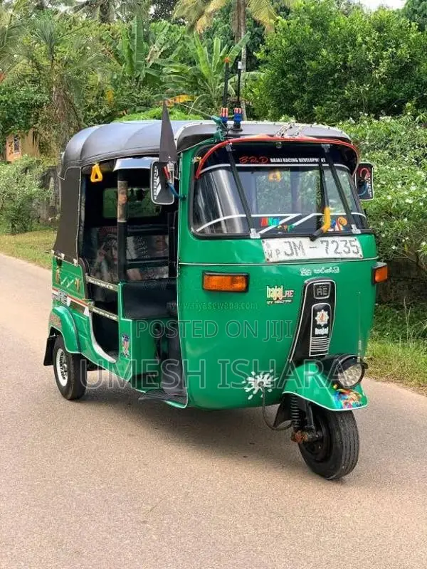 Bajaj 2 Stroke 2004 Three Wheel (Used)
