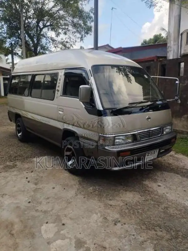 Nissan Caravan 1993 Van (Used)