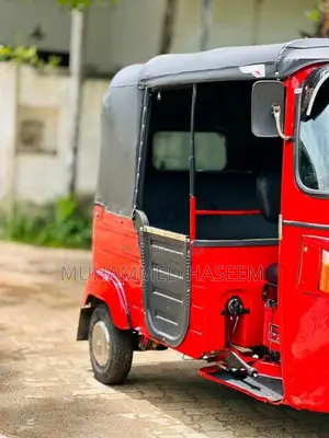 Bajaj RE 2011 Three Wheel (Used)