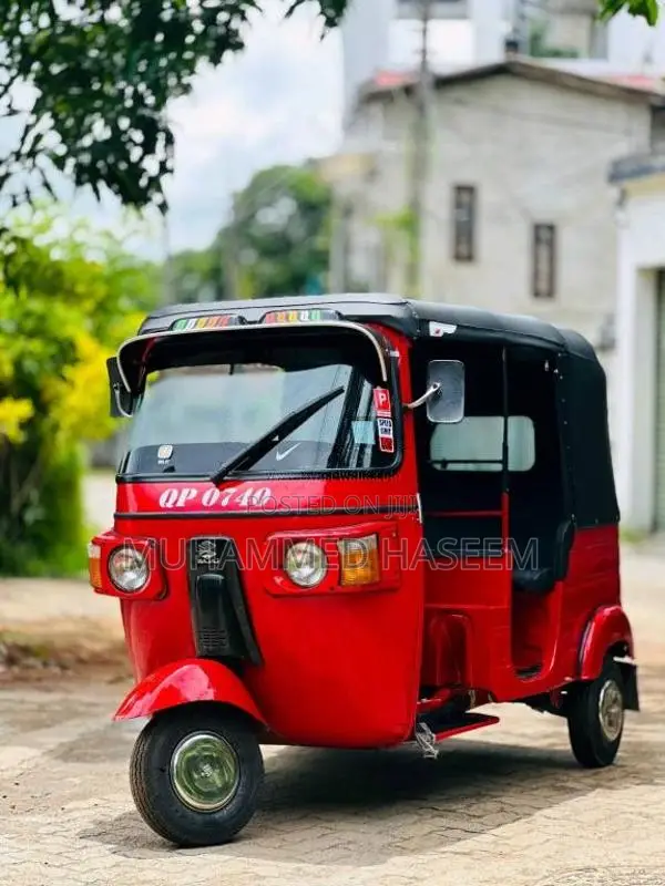 Bajaj RE 2011 Three Wheel (Used)