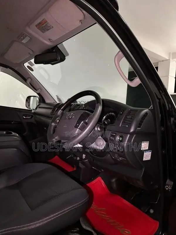 Toyota Kdh Gdh Dark Prime 201 2018 Van (Used)