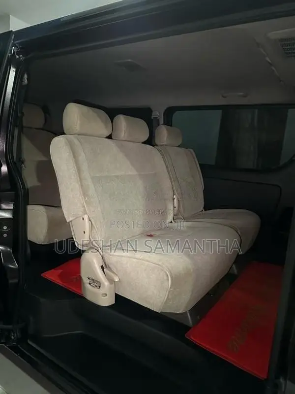 Toyota Kdh Gdh Dark Prime 201 2018 Van (Used)