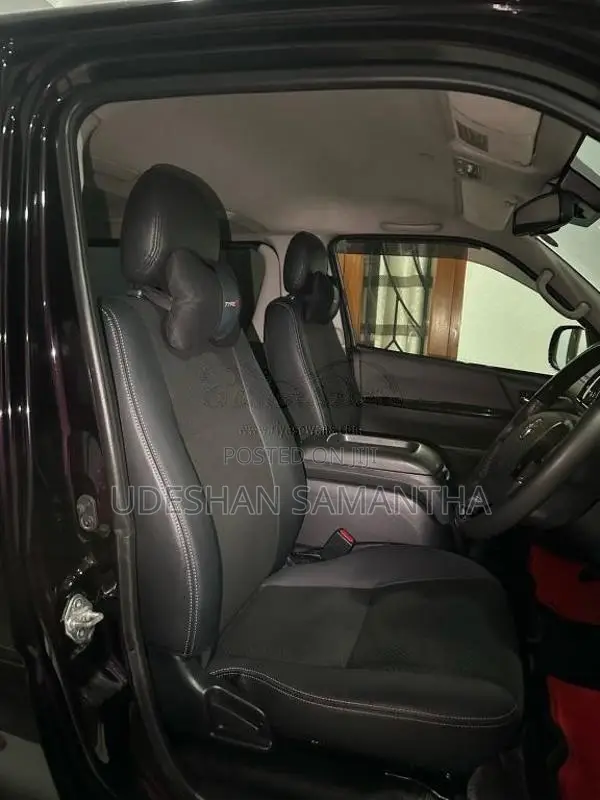 Toyota Kdh Gdh Dark Prime 201 2018 Van (Used)