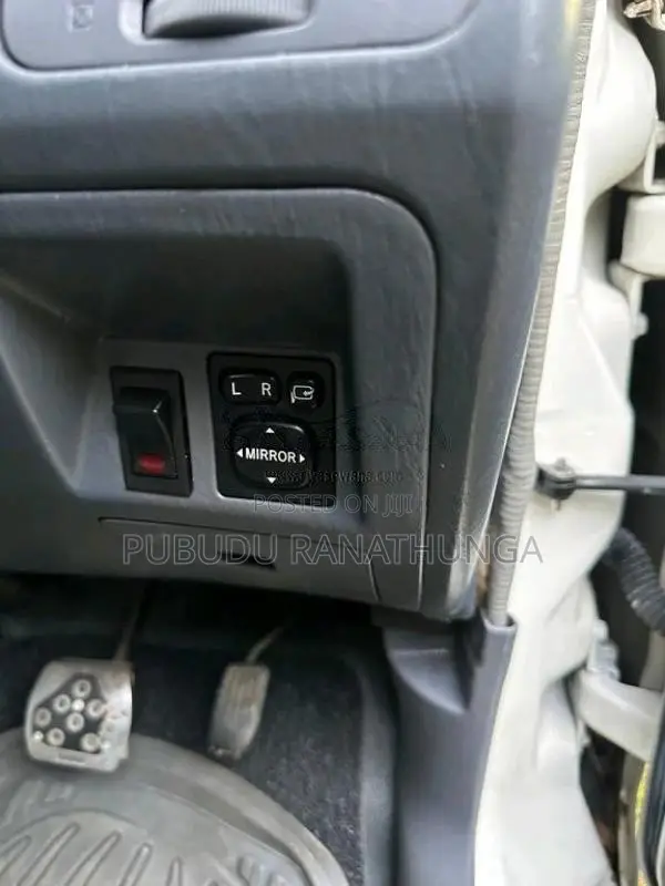 Toyota CR41 1997 Van (Used)