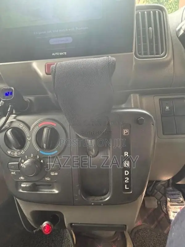 Suzuki Every 2015 Van (Used)