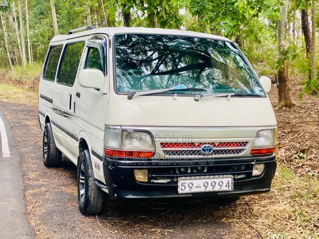 Toyota LH102 1993 Van (Used)