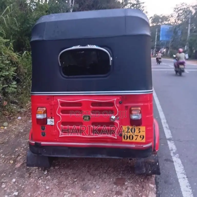 Bajaj RE 2 Stroke 1995 Three Wheel (Used)