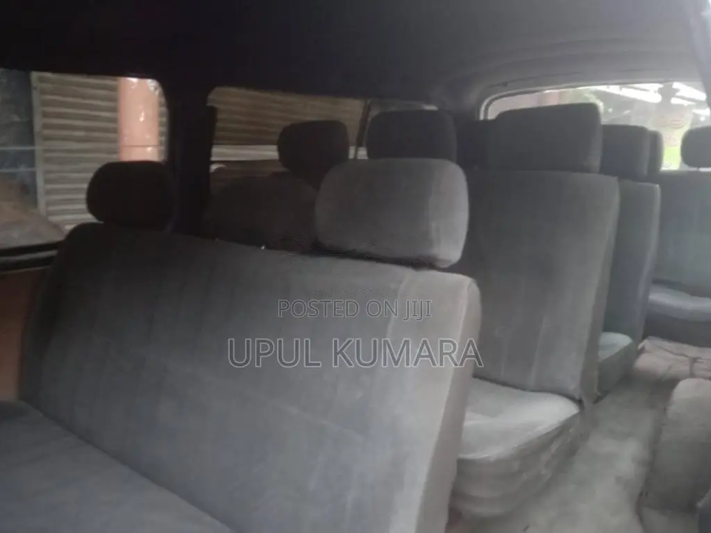 Toyota Toyota 1982 Van (Used)