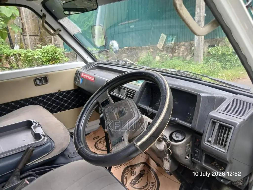 Nissan Vanette 1994 Van (Used)