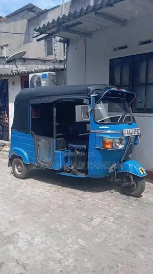 Bajaj Re 2013 Three Wheel (Used)