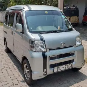 Daihatsu Hijet S320 2007 Van (Used)