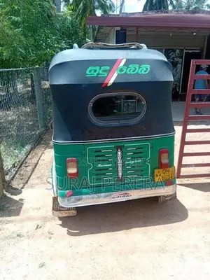 Bajaj 2 Stroke 2006 Three Wheel (Used)