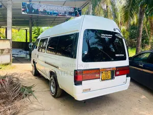 Nissan Caravan Super Long 1995 Van (Used)