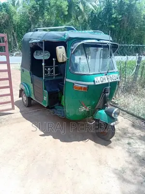 Bajaj 2 Stroke 2006 Three Wheel (Used)