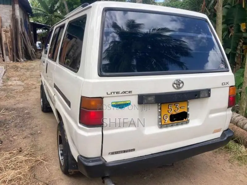 Toyota LiteAce 1993 Van (Used)