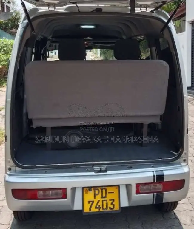 Daihatsu Hijet S320 2007 Van (Used)