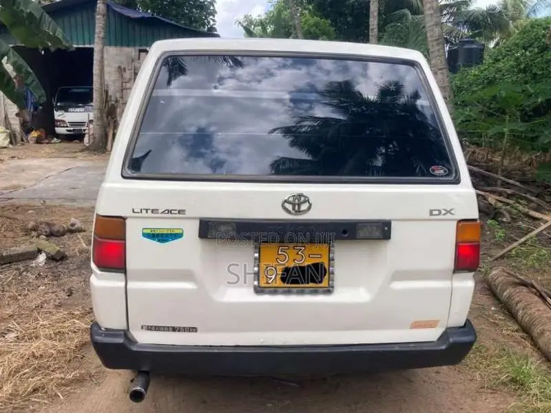 Toyota LiteAce 1993 Van (Used)