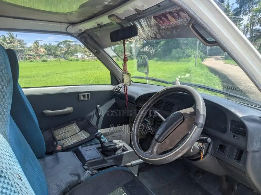 Toyota Townace CR27 1990 Van (Used)