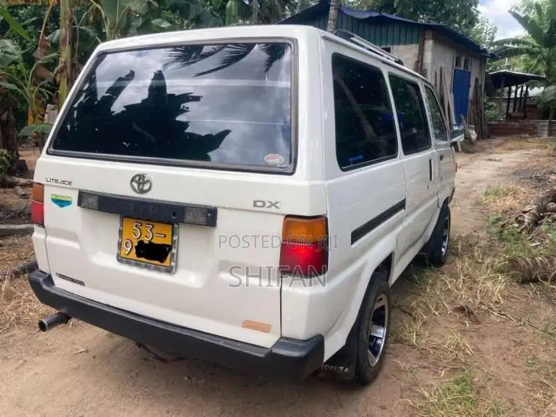 Toyota LiteAce 1993 Van (Used)