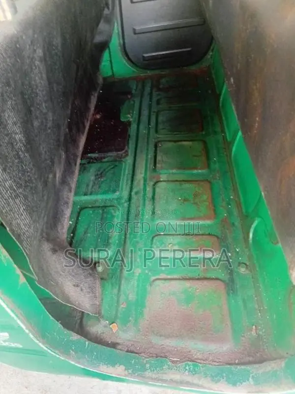 Bajaj 2 Stroke 2006 Three Wheel (Used)