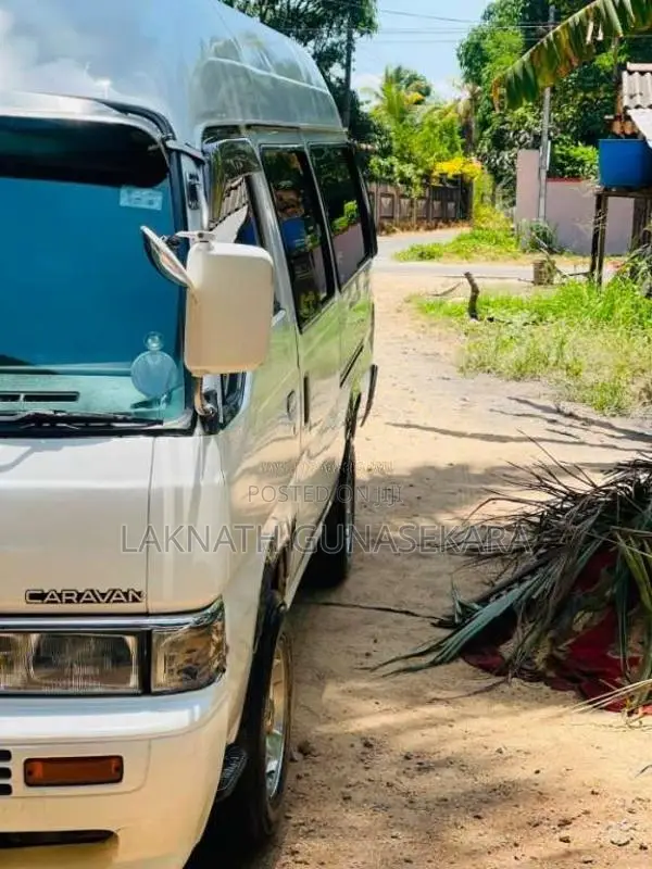 Nissan Caravan Super Long 1995 Van (Used)