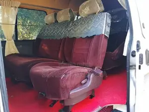 Hyundai H100 2000 Van (Used)