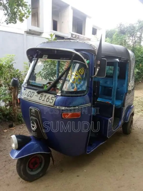 Bajaj 2 Stroke 2006 Three Wheel (Used)